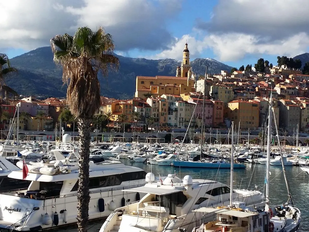 Serene Apartment In Top Location In Menton Near Sea