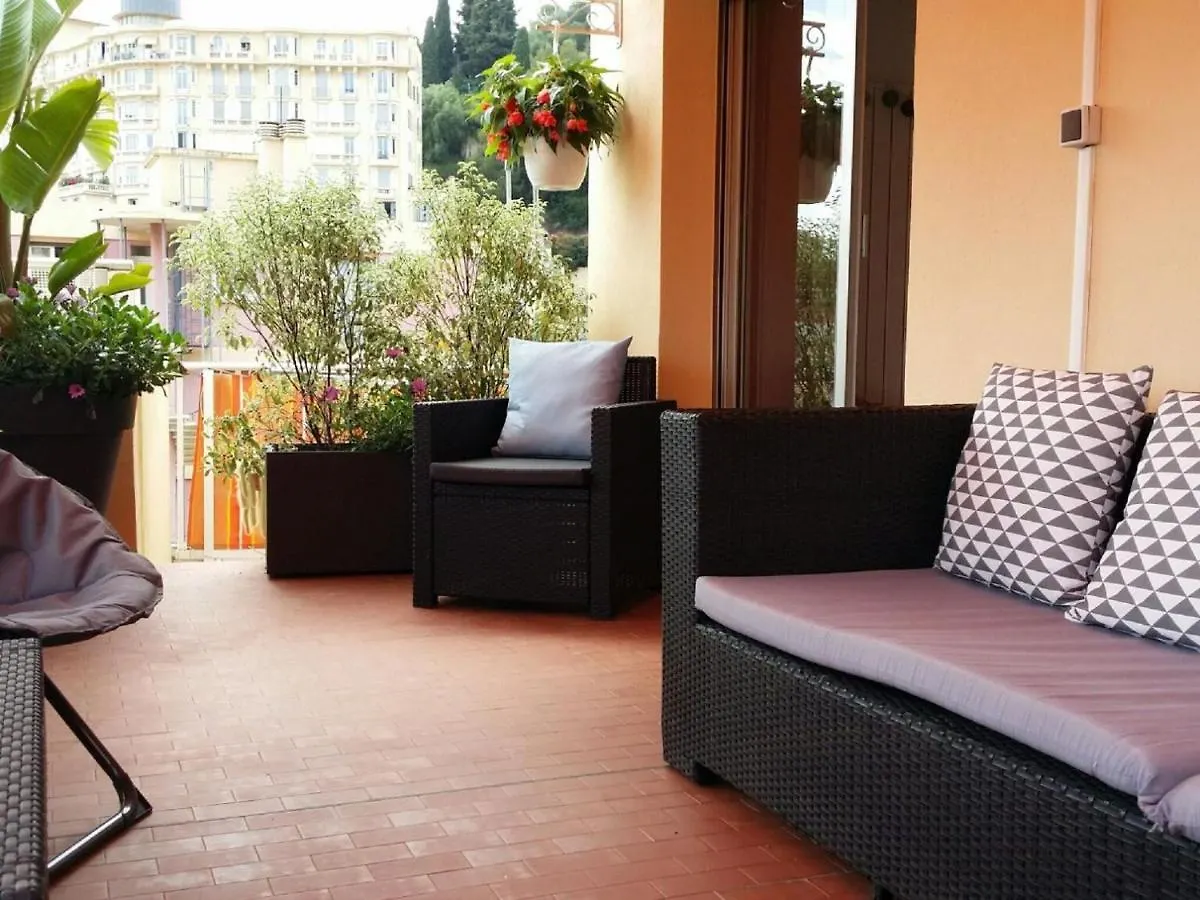Serene Apartment In Top Location In Menton Near Sea 0*,